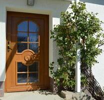 Gemütliches Einfamilienhaus mit Wintergarten, Garage und Garten - Greiz