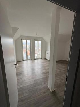 Foto - 2 Zimmer Wohnung 3.OG - 385,00 EUR Kaltmiete,