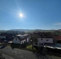 Helle 3-Zimmer-Wohnung mit Balkon in Motten