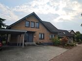 Foto - Attraktives Einfamilienhaus mit viel Platz