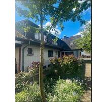 Gepflegte Doppelhaushälfte mit XXL‑Grundstück in Toplage Krefeld