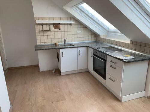 Foto - 1 Zimmer Dachgeschoßwohnung zur Miete in Karlsruhe