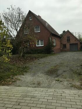 Foto - Investoren aufgepasst Wohnhaus und Nebengebäude im Mischgebiet