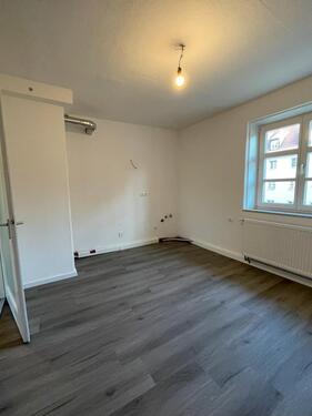 Foto - Sanierte und bezugsfertige 2-ZKB, 62qm in ruhiger Lage