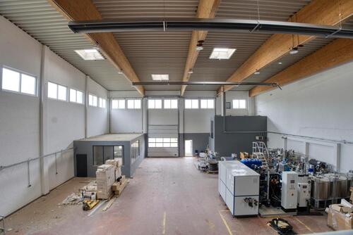 Foto - Moderne Gewerbefläche mit Büroeinbau in Ritterhude