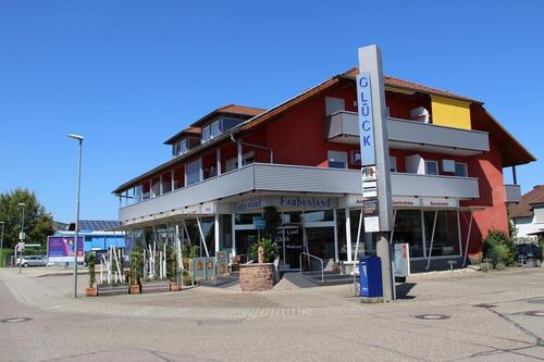 Foto - helle moderne BüroPraxisKanzlei-Räume im Gewerbehaus Radackern Ettenheim