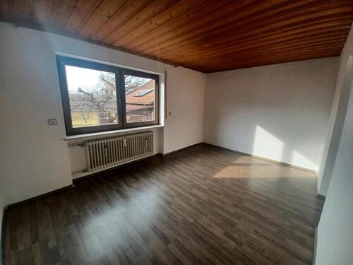 Foto - 5-Zimmer Wohnung zu vermieten - 500,00&nbsp;EUR Kaltmiete, ca.&nbsp; 110,00&nbsp;m&sup2;