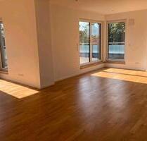 Exklusive 4-Zimmer-Penthouse-Wohnung mit Dachterrasse - Braunschweig Lehndorf-Watenbüttel