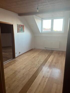 Foto - Dachgeschosswohnung zentral in Hof