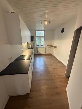 Foto - Helle 4-Zimmer Altbauwohnung - 900,00&nbsp;EUR Kaltmiete, ca.&nbsp; 130,00&nbsp;m&sup2;