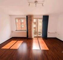 Freie 3-Zimmer ETW mit kleinem Balkon in 52064 - Aachen Aachen-Mitte