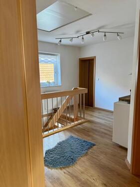 Foto - Haus und Hof auf kleinem Grundstück