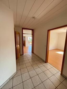 Foto - 6 Zimmer Etagenwohnung zum Kaufen in Oberhausen-Rheinhausen