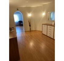 4 Zimmer zum verkaufen - 340.000,00&nbsp;EUR Kaufpreis, ca.&nbsp; 133,00&nbsp;m&sup2; in Pforzheim (PLZ: 75172) Weststadt