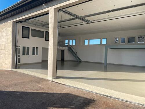 Foto - Lagerhalle, Halle, Garage, Gewerbehalle, Werkstatt, Halle mieten