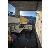 125qm Miete Wohnung 1400€ kalt - 1.400,00&nbsp;EUR Kaltmiete, ca.&nbsp; 125,00&nbsp;m&sup2; in Esslingen am Neckar (PLZ: 73734) Pliensauvorstadt