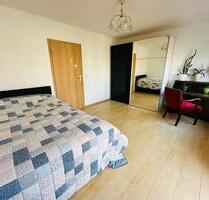 WG Zimmer sofort - 650,00&nbsp;EUR Kaltmiete, ca.&nbsp; 16,00&nbsp;m&sup2; in Hamburg (PLZ: 22607) Altona