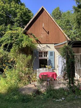 Foto - Naturnahes großes Grundstück mit freistehendem kleinen Haus