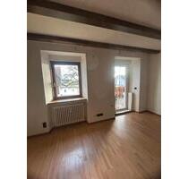 3-Zimmer Wohnung in OBERALPFEN - 700,00&nbsp;EUR Kaltmiete, ca.&nbsp; 98,00&nbsp;m&sup2; in Waldshut-Tiengen (PLZ: 79761)