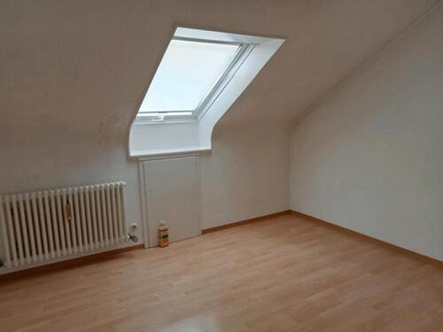 Foto - 2 Zimmer Dachgeschoßwohnung zur Miete in Stuttgart