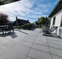 120 m² ETW mit Klima, großem Balkon & Premium-EBK (zzgl. 10.000€) - Laufach
