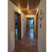 Wohnung 91qm 1.Stock - 720,00 EUR Kaltmiete, in Marktbergel (PLZ: 91613)