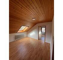 Großzügige 4-Zimmer-Dachgeschosswohnung mit Balkon –kernsaniert - Lahr (Schwarzwald)