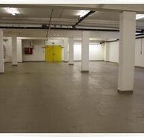 Lager in der Nähe vom Frankenzentrum - Nürnberg Langwasser