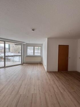 Foto - Helle 1-Raum-Wohnung mit großem Balkon – zentrumsnah & ruhig