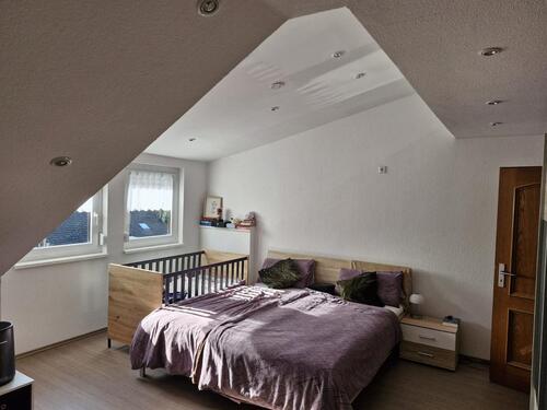 Foto - Hochemmingen - schöne 2,5-Zimmer DG-Wohnung mit EBK und Balkon