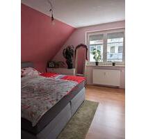 Helle 3-Zimmer DG-Wohnung ohne Balkon in 89558 Schnittlingen - Böhmenkirch