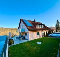 Modernisiertes Haus mit Einliegerwohnung Hybrid-Heizung - Forchtenberg