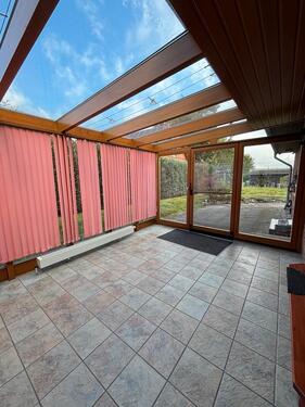Foto - 4 Zimmer Wohnung, Keller und Wintergarten