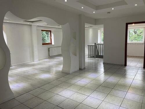 Foto - Große 6-Zimmer-Wohnung über 2 Etagen EG in Sulingen zu vermieten