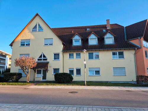 Foto - Moderne 2,5-Zimmer-Wohnung mit Balkon, TG-Stellplatz im Zentrum