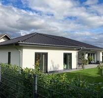 EXKLUSIVER DESIGN-BUNGALOW ▫️ BARRIEREFREI ▫️ 189 m² ▫️ 890 m² - Horhausen (Westerwald)