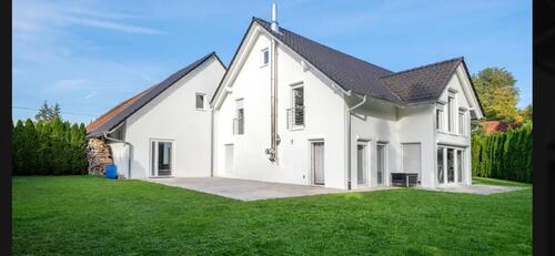 Foto - Luxus Haus mit XXL Garage , privat ohne Provision