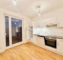 MODERNE 2-ZIMMER-WOHNUNG MIT GROSSEM BALKON - Hamburg Winterhude