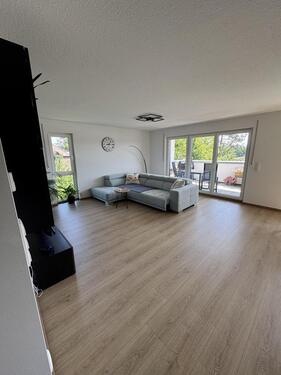 Foto - Stilvolle 4-Zimmer-Wohnung mit hochwertiger Ausstattung und Balkon – ruhig, grün und zentrumsnah