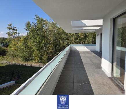 Foto - Dachtraum mit großer Terrasse, 2 Bädern, exklusiver Ausstattung, Lift! Erstbezug!