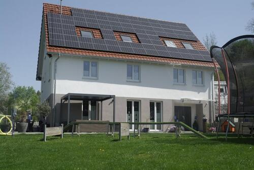 Foto - Komplett saniertes Wohnhaus in Ortsrandlage