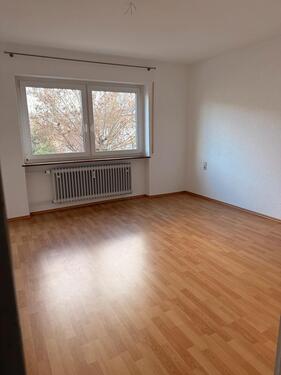 Foto - Helle 3 Zimmer Wohnung - 870,00&nbsp;EUR Kaltmiete, ca.&nbsp; 75,00&nbsp;m&sup2;