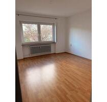 Helle 3 Zimmer Wohnung - 870,00&nbsp;EUR Kaltmiete, ca.&nbsp; 75,00&nbsp;m&sup2; in Pforzheim (PLZ: 75173) Dillweißenstein