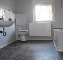 Dachgeschos Wohnung 60 m2 mit Badewanne - Talheim