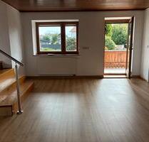 Wohnung mit Balkon - 690,00&nbsp;EUR Kaltmiete, ca.&nbsp; 90,00&nbsp;m&sup2; in Deggendorf (PLZ: 94469)