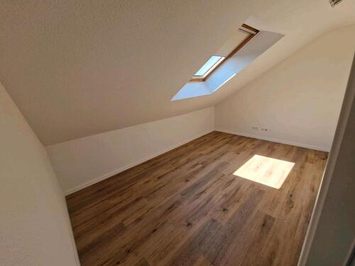 Foto - 2.5 Zimmer Dachgeschoßwohnung in Waghäusel