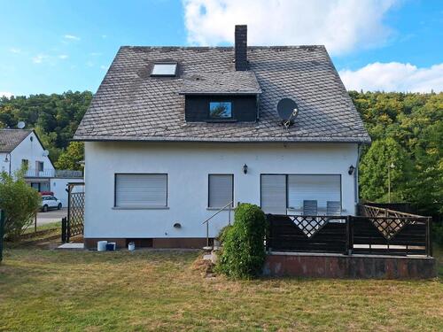 Foto - Mehrfamilenhaus - 185.000,00 EUR Kaufpreis,