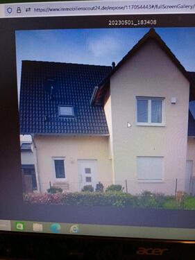 Foto - Doppelhaushälfte umgeben von vielen Seen