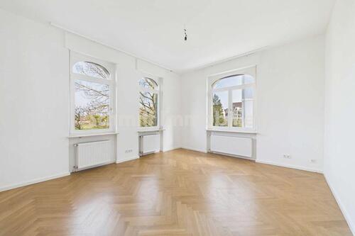 Foto - Stilvolle 4-Zimmer-Altbauwohnung mit Skylineblick in F-Oberrad