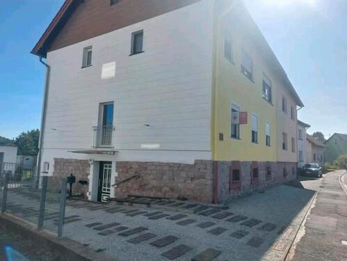 Foto - Modernisiertes Zweifamilienhaus in ruhiger Lage zu verkaufen